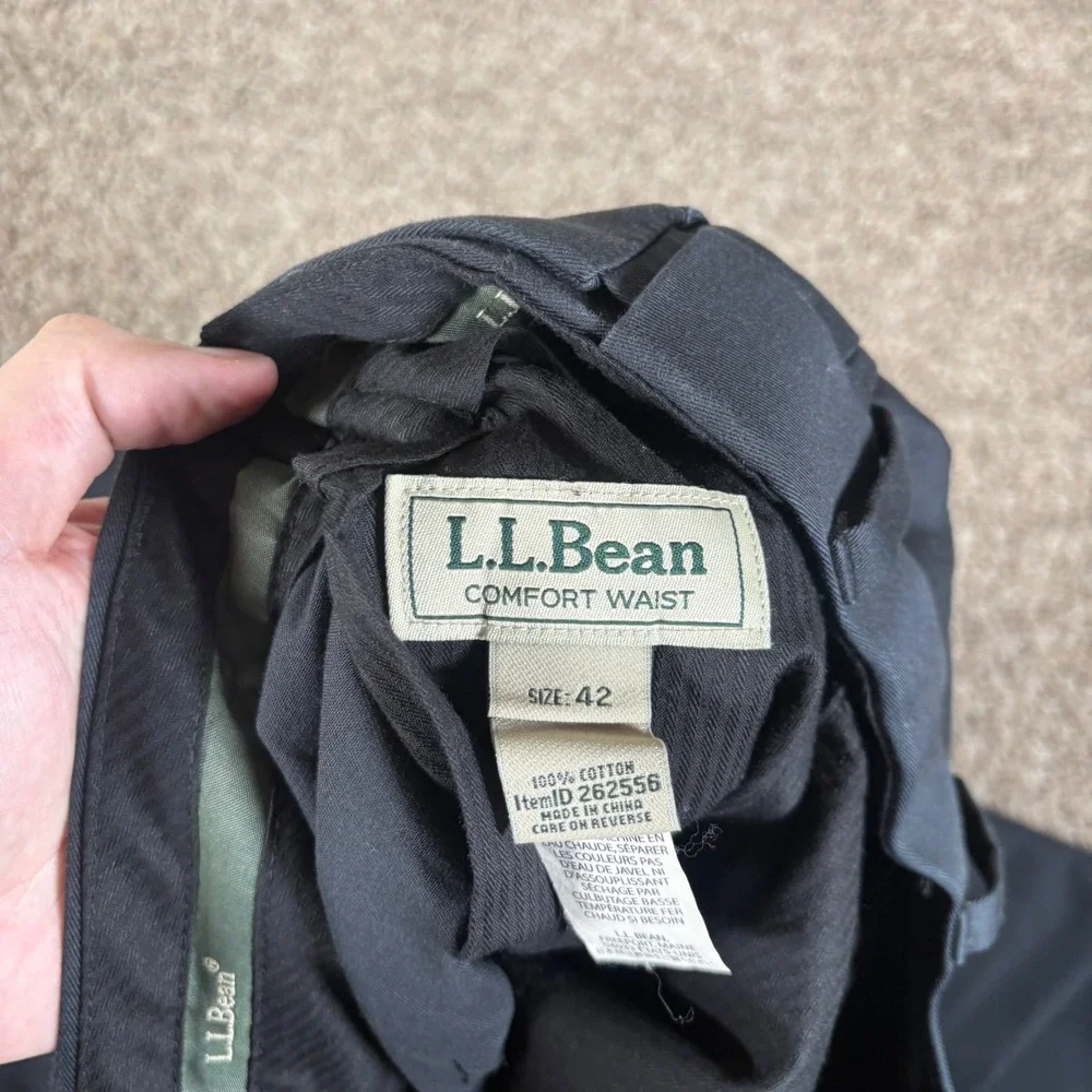 LL Bean Mens Comfort Waist Pleated Chino Pants Navy Blue 42x34 262556